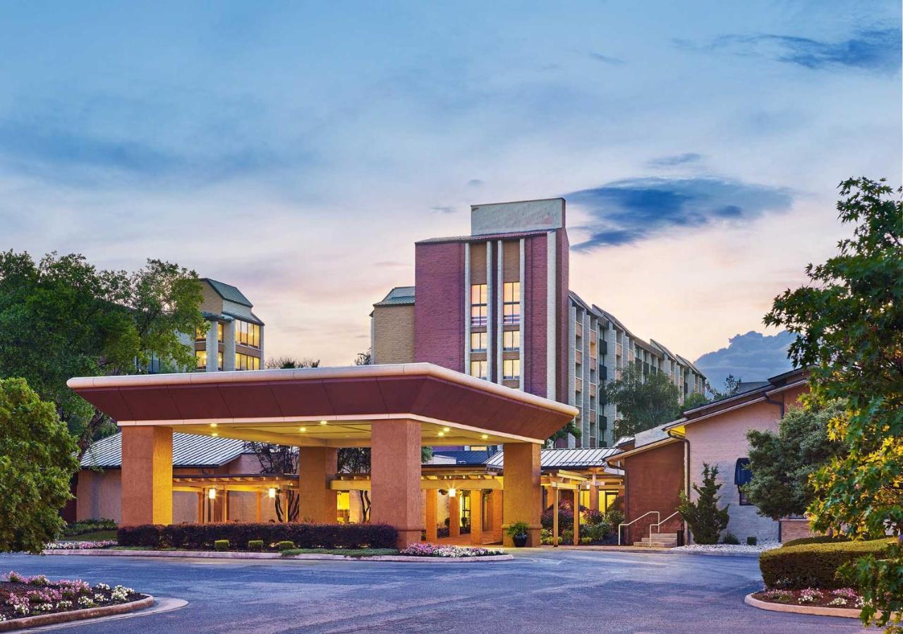 Blue Ridge Hotel & Conference Center 罗阿诺克 外观 照片
