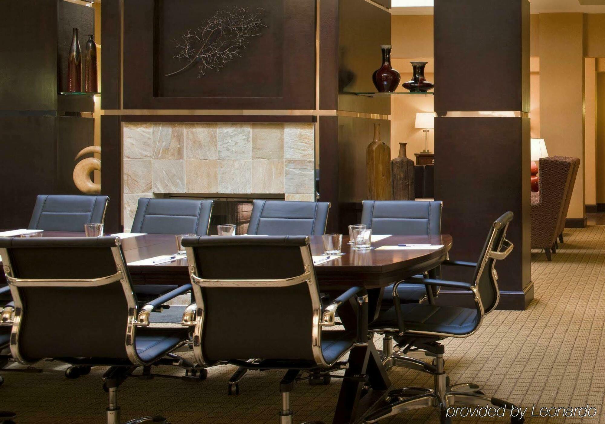 Blue Ridge Hotel & Conference Center 罗阿诺克 外观 照片